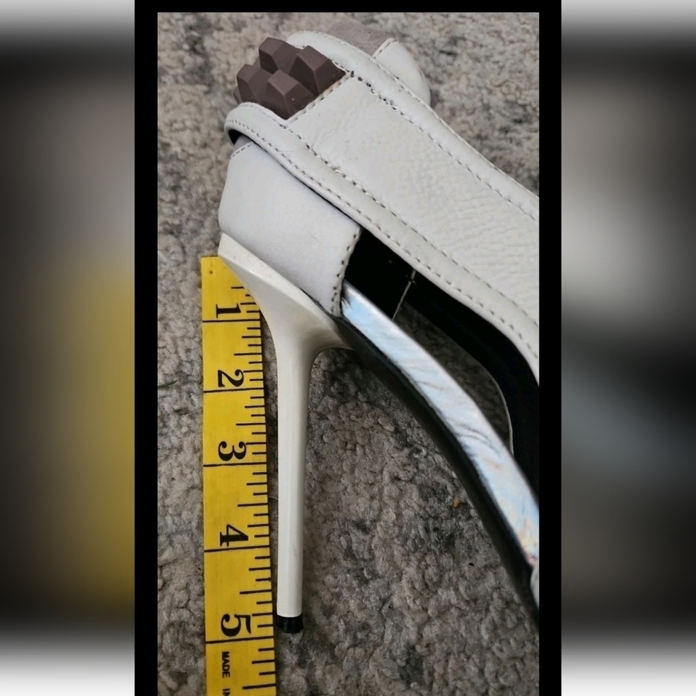 L.A.M.B Womens White And Gray Enforce Leather Suede Pointy Toe Pump 9.5 - Picture 12 of 13